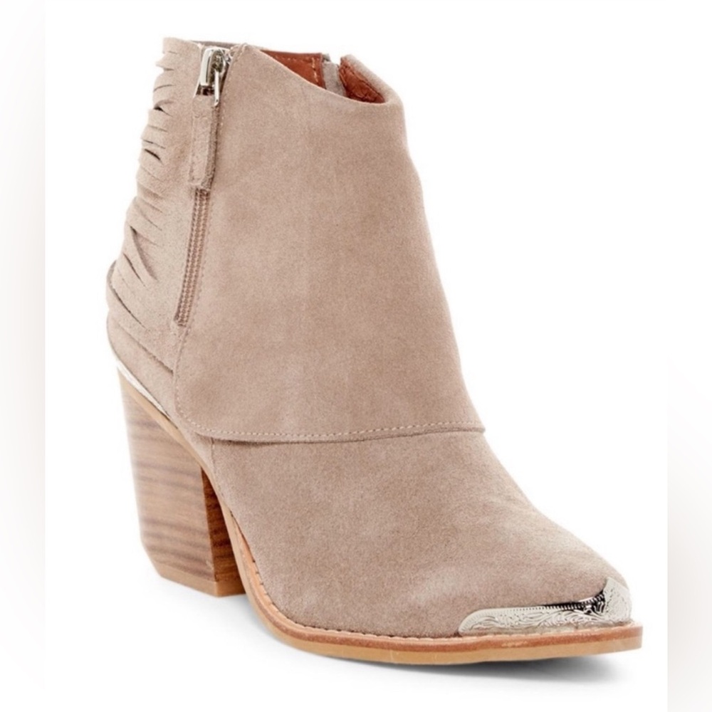 Catherine Malandrino suede Booties- tan